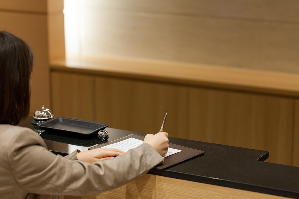 Y'S Cabin Yokohama Kannai Экстерьер фото