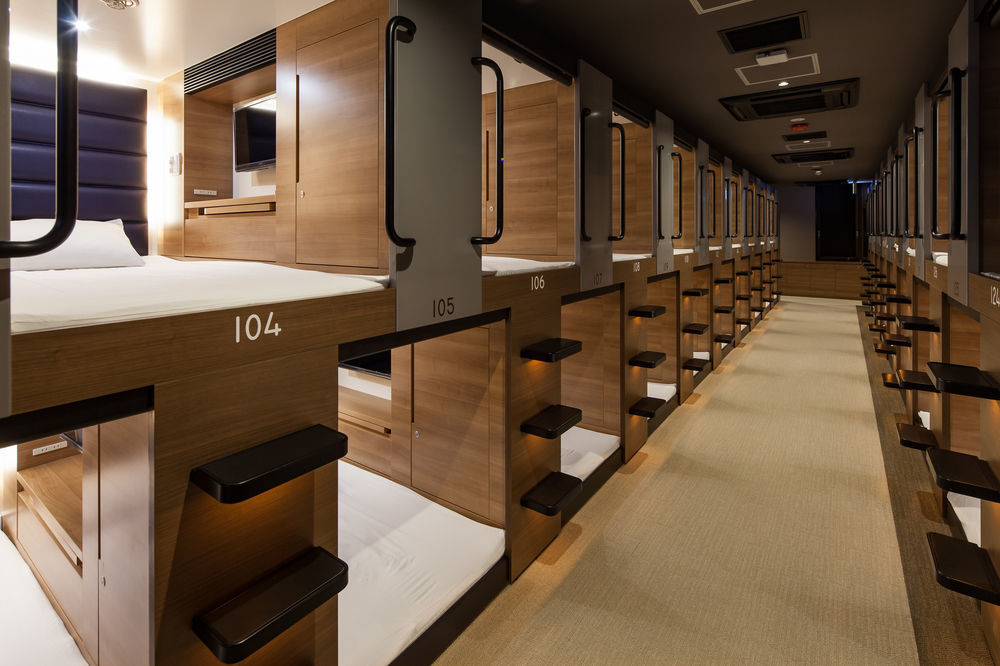 Y'S Cabin Yokohama Kannai Экстерьер фото