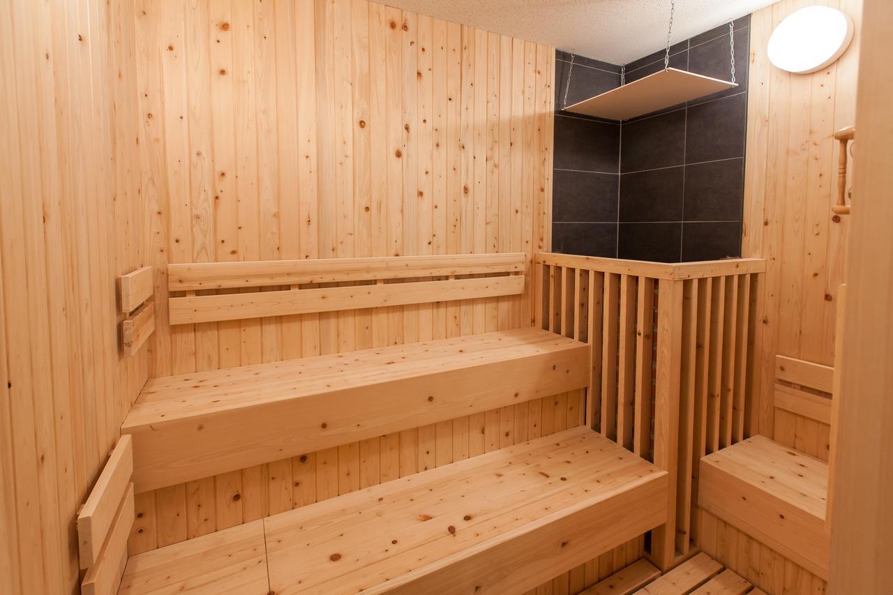 Y'S Cabin Yokohama Kannai Экстерьер фото